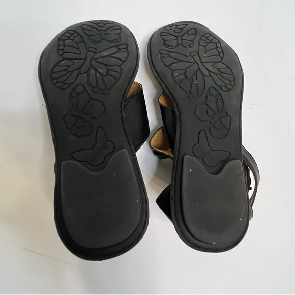 b.o.c. Leila Black and Tan Gladiator Sandals Women's Size 6 - Picture 10 of 13